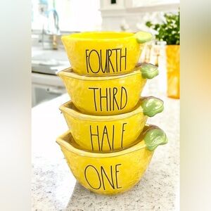 NEW Rae Dunn Ceramic Yellow Lemon Measuring Cup Set 🍋